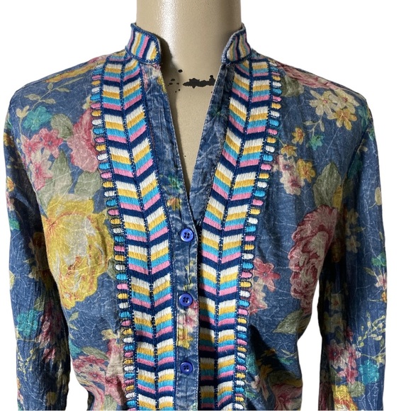 Chambray Floral Rose Embroidered Banded Collar Blouse Boho Chic Sz S - Picture 2 of 5